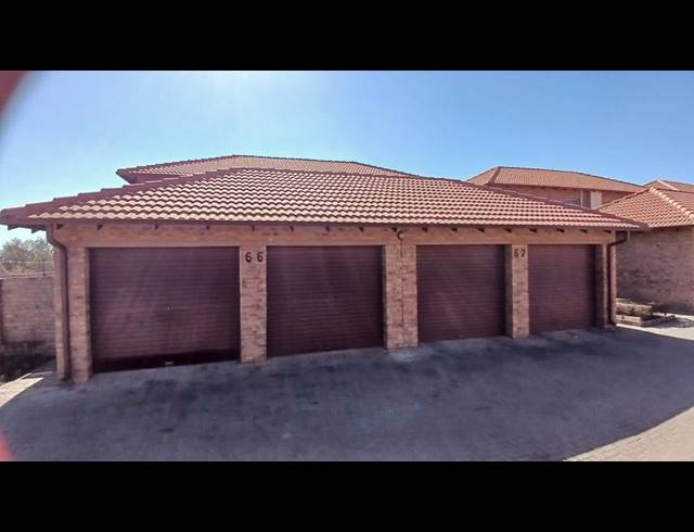 3 BEDROOM TOWNHOUSE FOR SALE IN ANNLIN